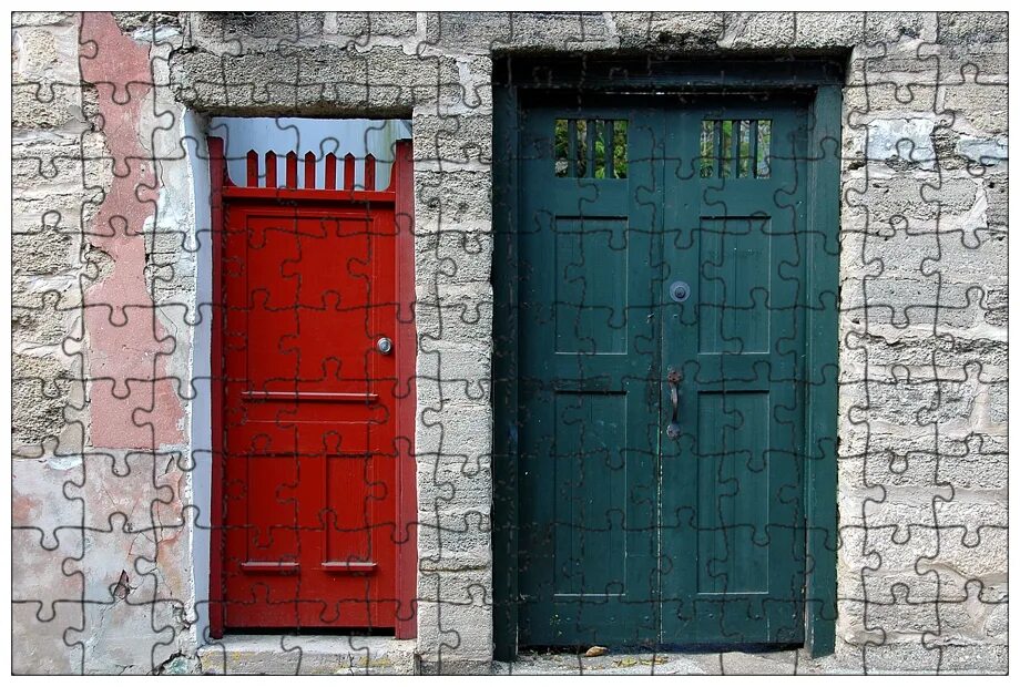 Старые входные двери купить. Старинная дверь. Старинные входные двери. Старая деревянная дверь. Старая входная дверь.
