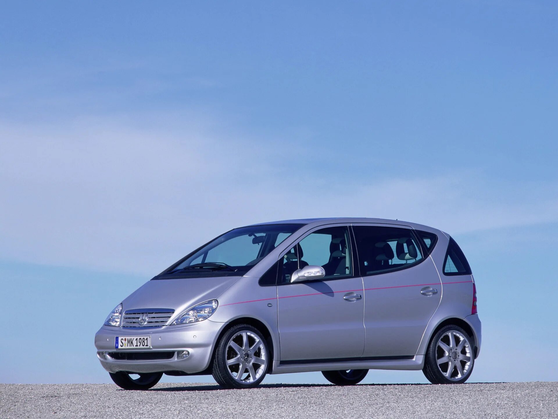 Стремление к идеалу. - Mercedes-Benz A-Class (W168), 1,9 л, 1999 года наблюдение