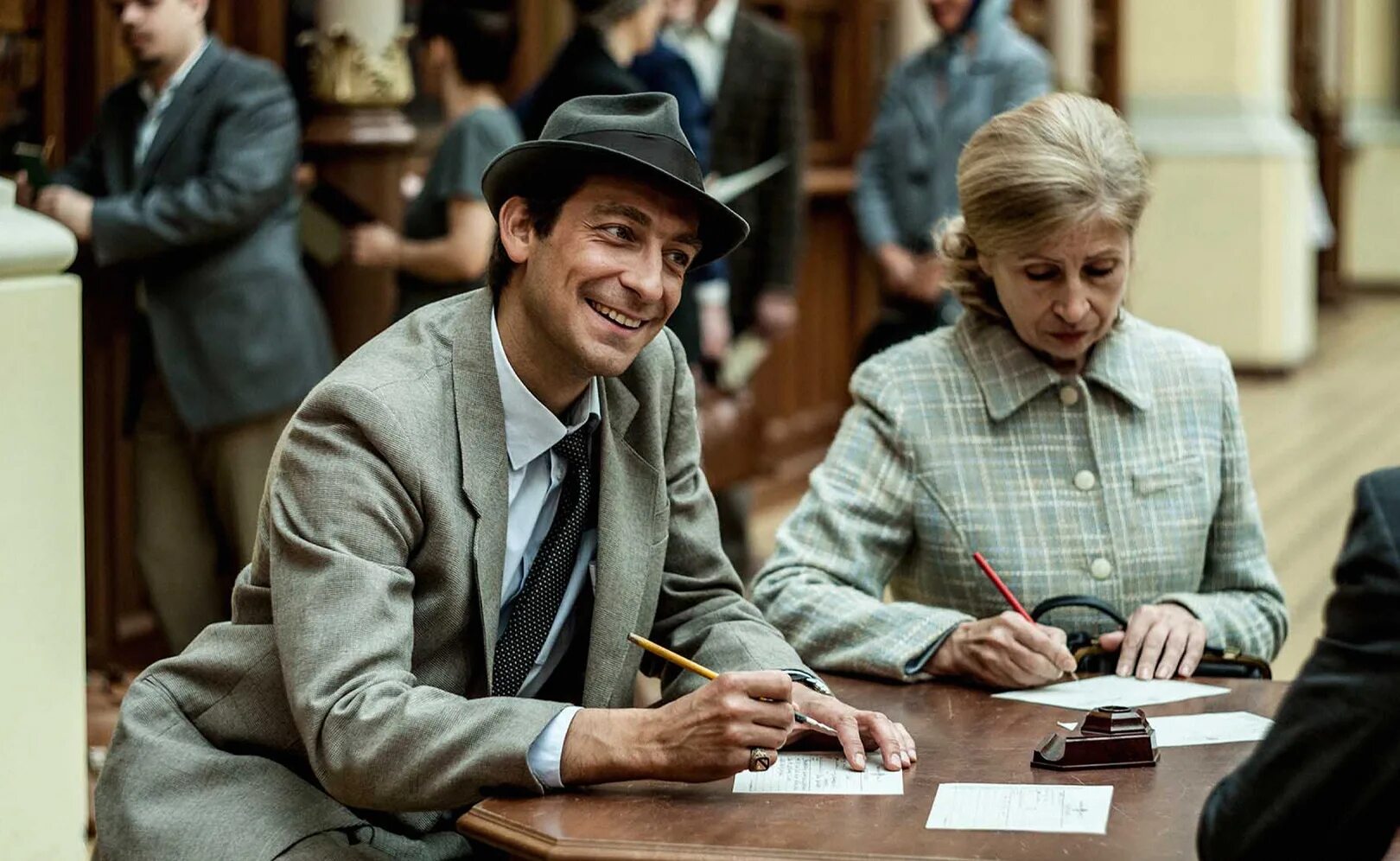 Дурная кровь 2013. Пацаны сколько серий. Сколько их серий. Сколько их серий. Beni affet турецкий.