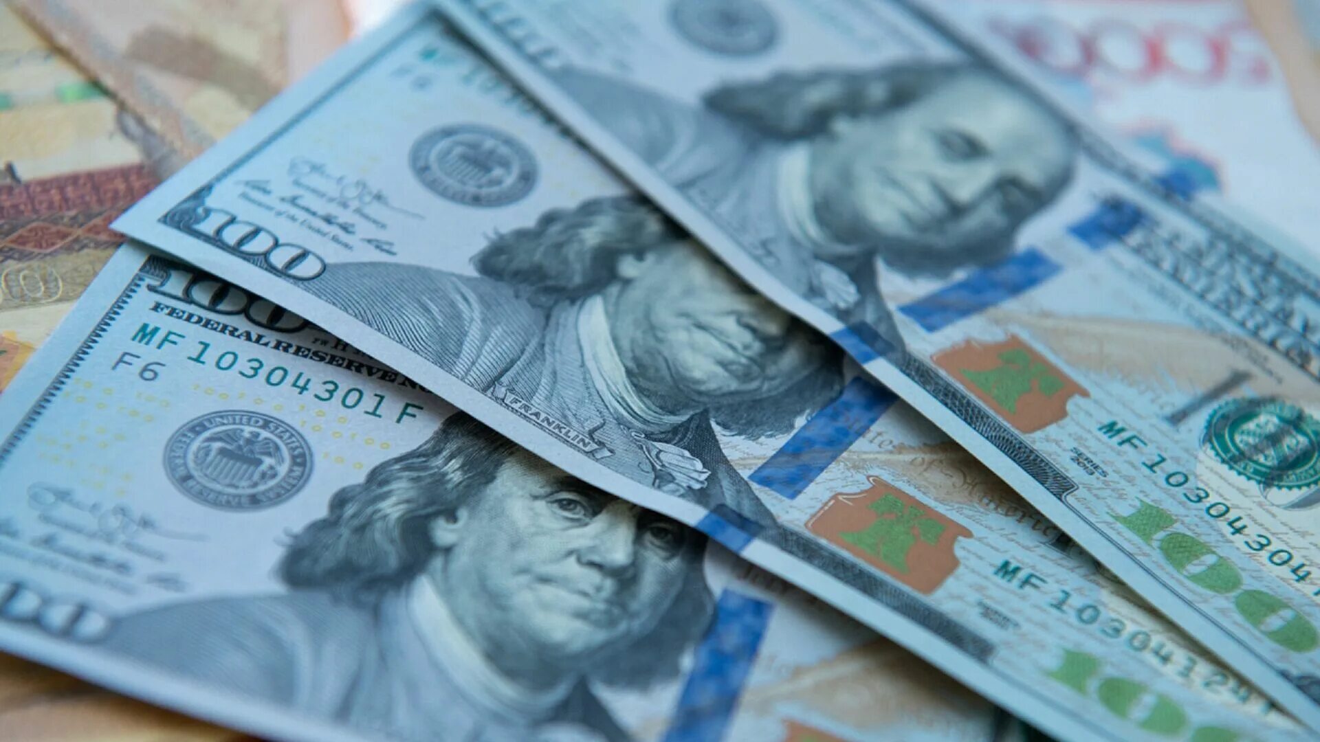 Тенге к доллару. Доллар в Казахстане. Доллары в рубли.