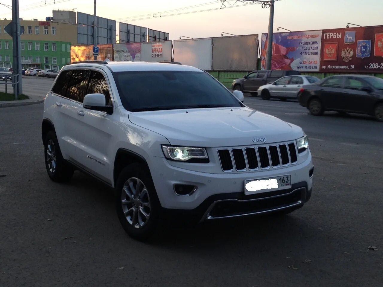 Jeep Cherokee 2013. Jeep Чероки 2013. Джип Гранд Чероки 2013 дизель. Jeep Grand Cherokee белый. Чероки 3 литра дизель