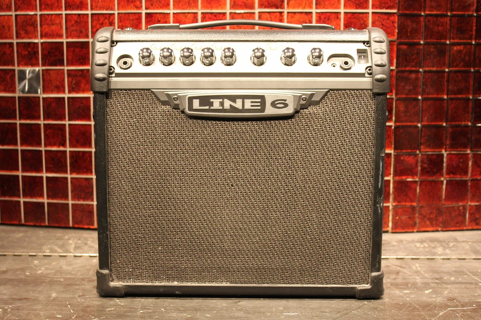 Line 6 spider 15. Line 6 spider iii. line 6 spider iii head. line 6 spider v 20. line 6 spider classic 15.