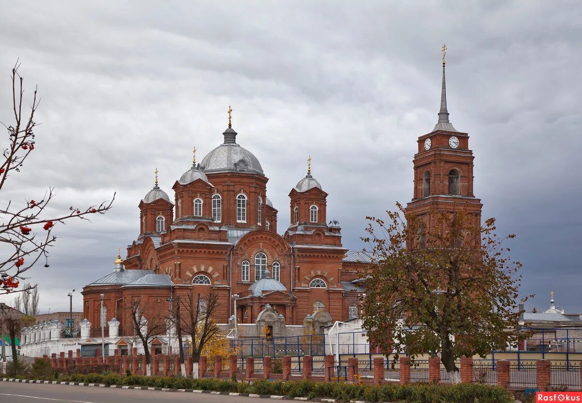 село бутурлиновка воронежской губернии. праздник в сапожке. подворье бутурлиновка. бутурлиновка фестиваль сапога. собор в бутурлиновке воронежской области.