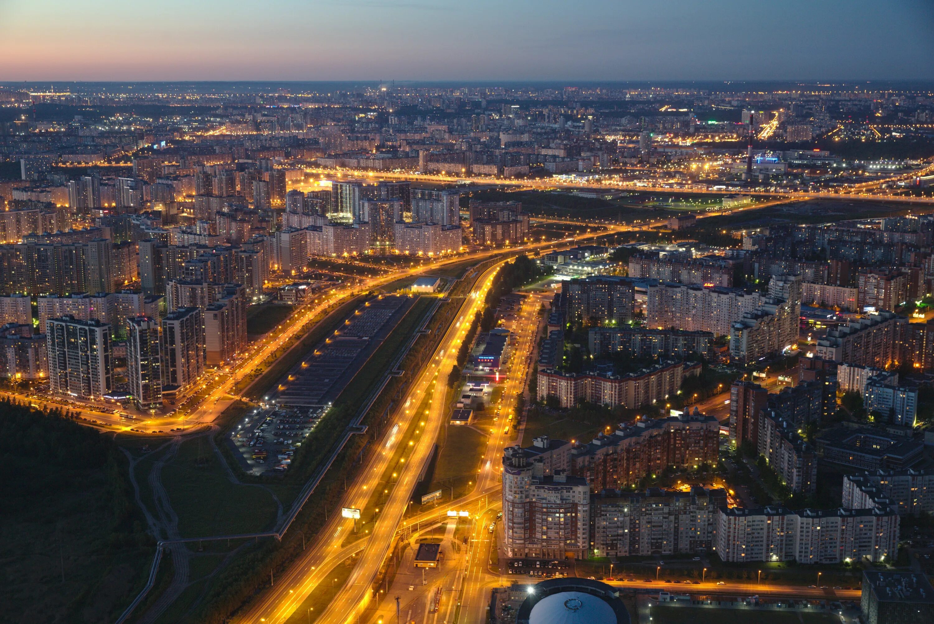 Московская область комендантский. Приморская Санкт-Петербург. Приморский район Питер. Приморский р-н Санкт-Петербурга. Комендантский проспект ночью.