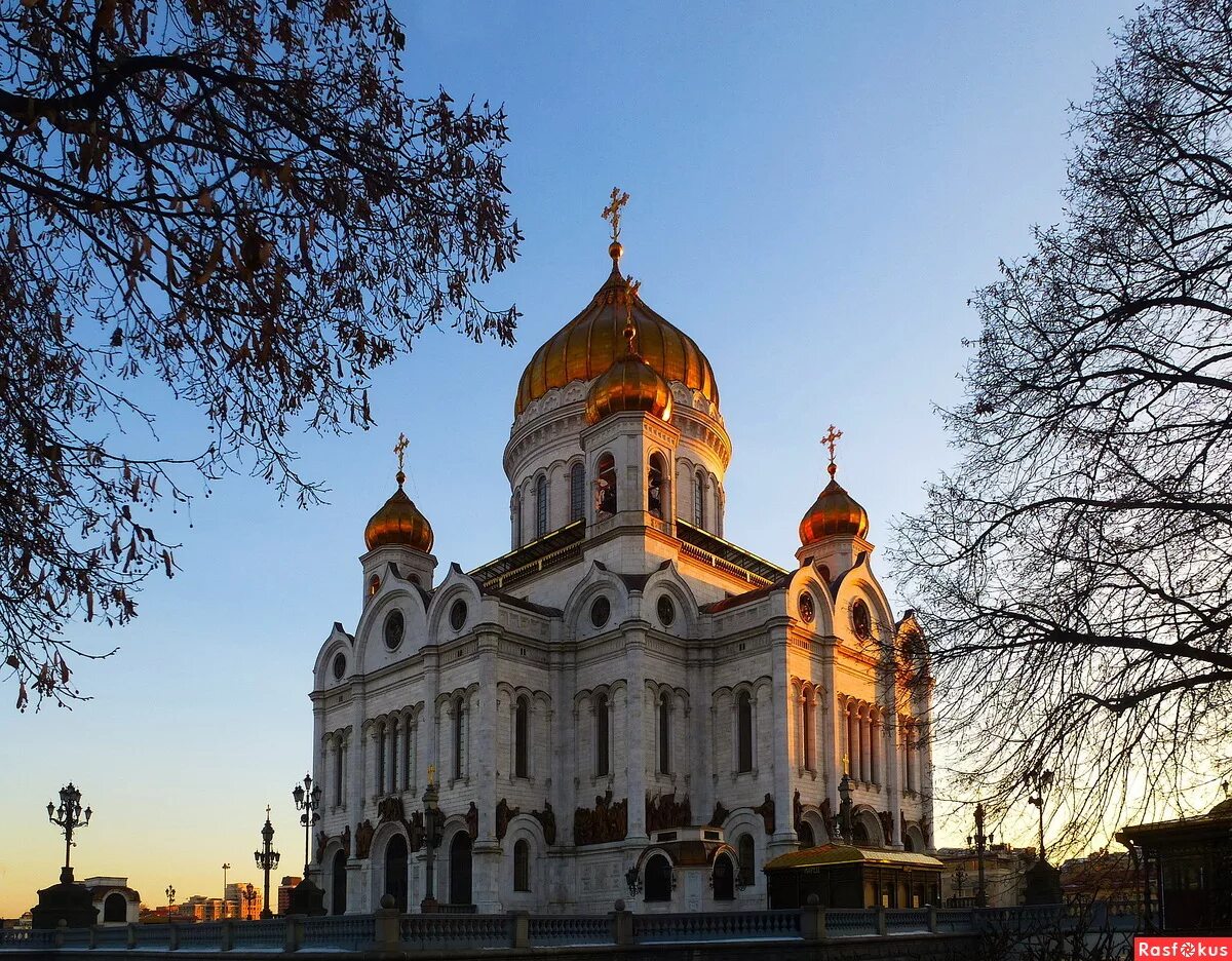 храм христа спасителя, г. христа спасителя регистан. владимирский храм в щиграх. сад храма христа спасителя. храм христа спасителя автор.