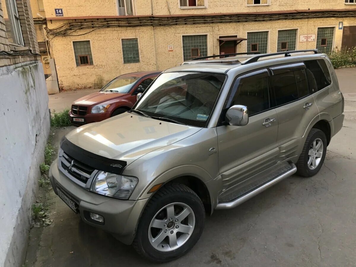 Mitsubishi montero 3. Митсубиси Монтеро. Монтеро 3. Mitsubishi Montero 3.6. Mitsubishi Montero 2000.