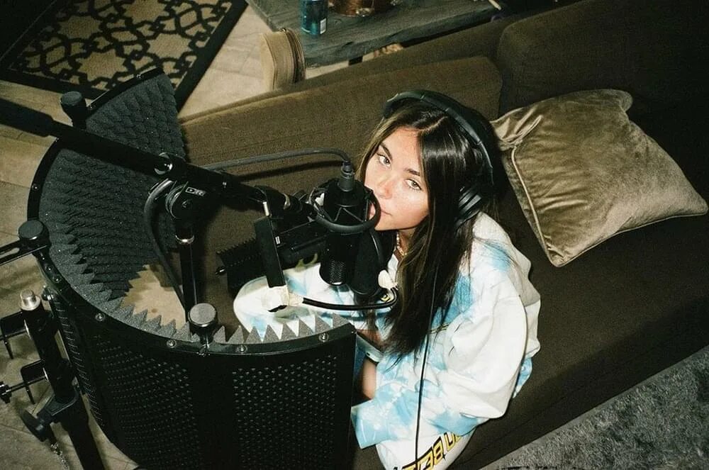 Madison beer make you mine клип. Madison beer make you mine. Madison beer make you mine. Madison beer make you mine. Madison beer make you mine.