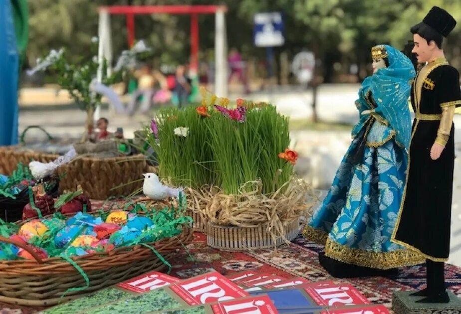 Праздник Навруз в Азербайджане. Байрам Новруз байрам. Национальный праздник Новруз байрам. Культура Азербайджана Новруз. Навруз это мусульманский праздник