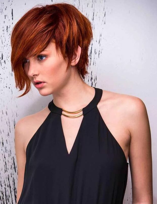 #behindthechair #angledbob #americansalon #modernsalon #beautylaunchpad #shortha