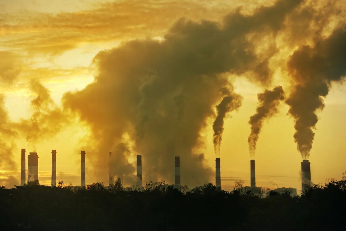 Глобальная проблема загрязнения воздуха. Углекислый ГАЗ парниковый эффект. Выбросы парниковых газов в атмосферу. Выбросы в воздух. Атмосферное загрязнение.