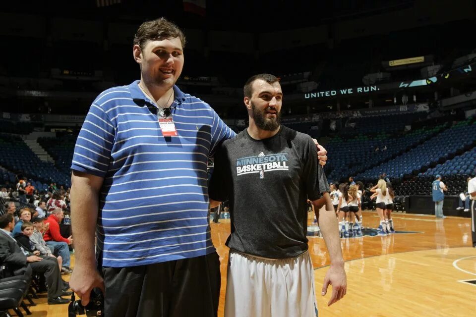 Два метра вес. Ноэх стир ( noah steere). Два метра вес. Ноа стир бодибилдер. Рост человека см.