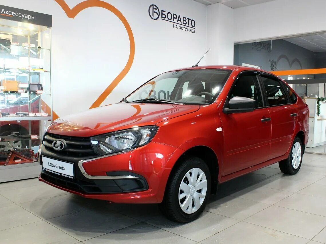 лада гранта. лада гранта рестайлинг 2023. гранта новая у дилера. гранта модельный ряд. гранта 2023.