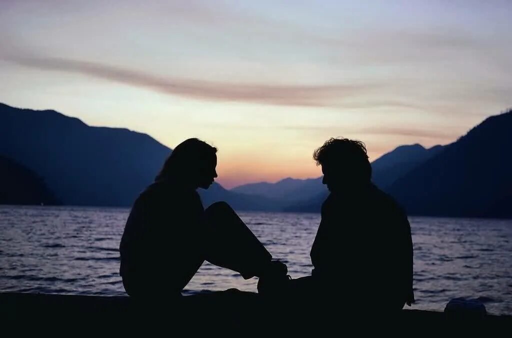 Встреча фотосессия. Из прошлой жизни. Разговор души с человеком. Слияние людей. Глаза в глаза любовь.