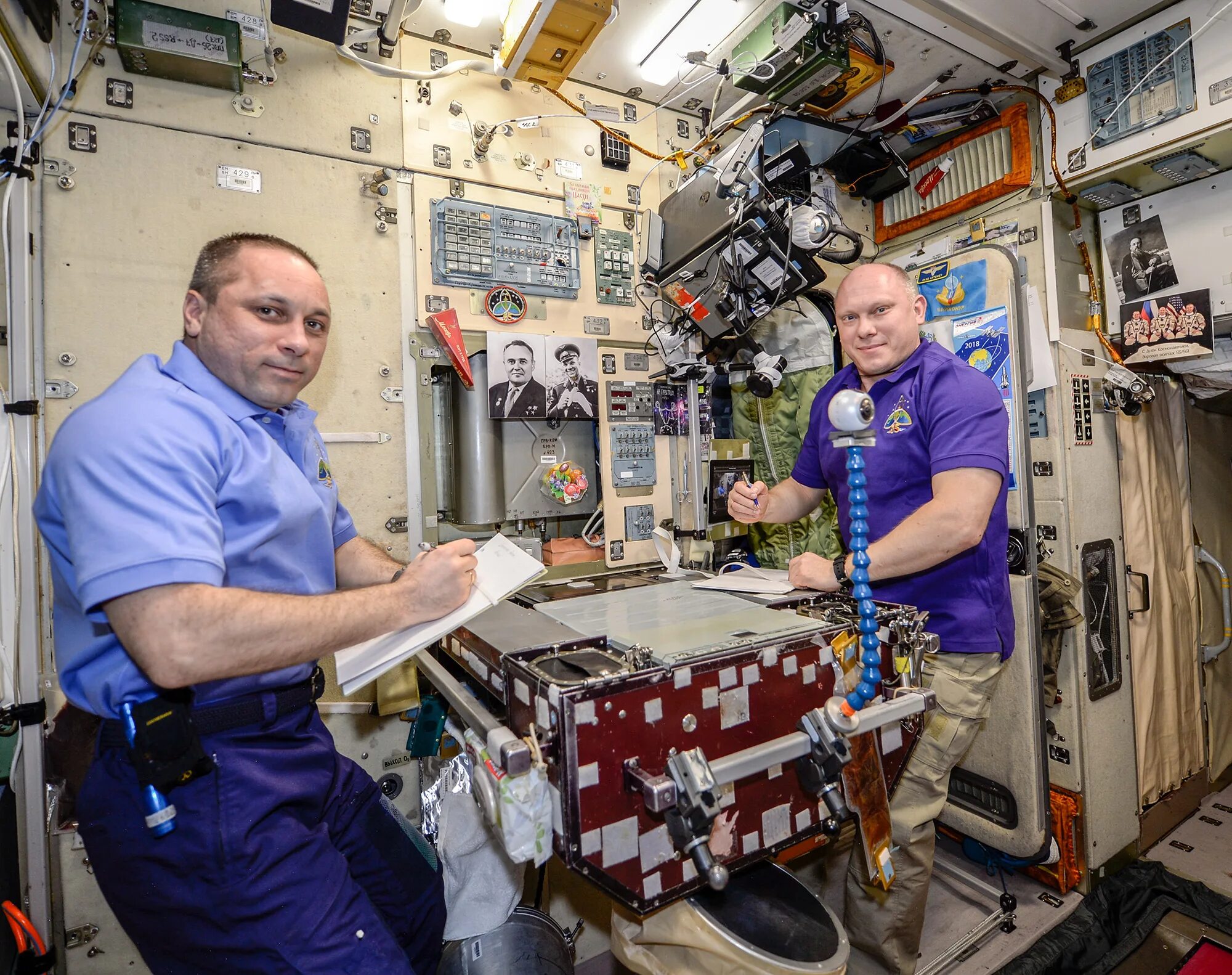 антон шкаплеров мкс. тд мкс. международная космическая станция внутри и снаружи. роскосмос станция. космическая орбитальная станция мкс.