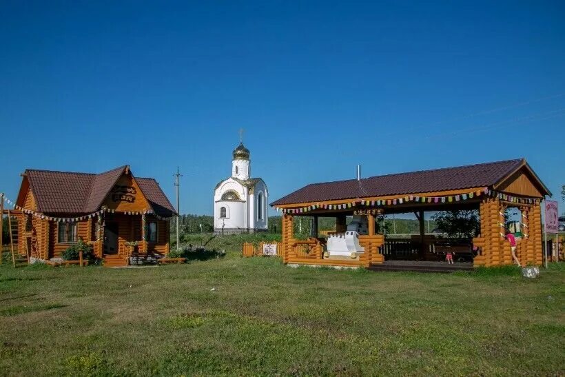 Новосибирск ордынск. Деревня Геннадия Заволокина. Заволокинская деревня Ордынский район. Новый Шарап Заволокинская деревня. Музей Геннадия Заволокина Новосибирская область.