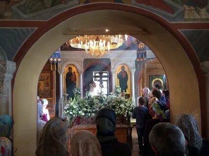 Храм святителя в кленниках