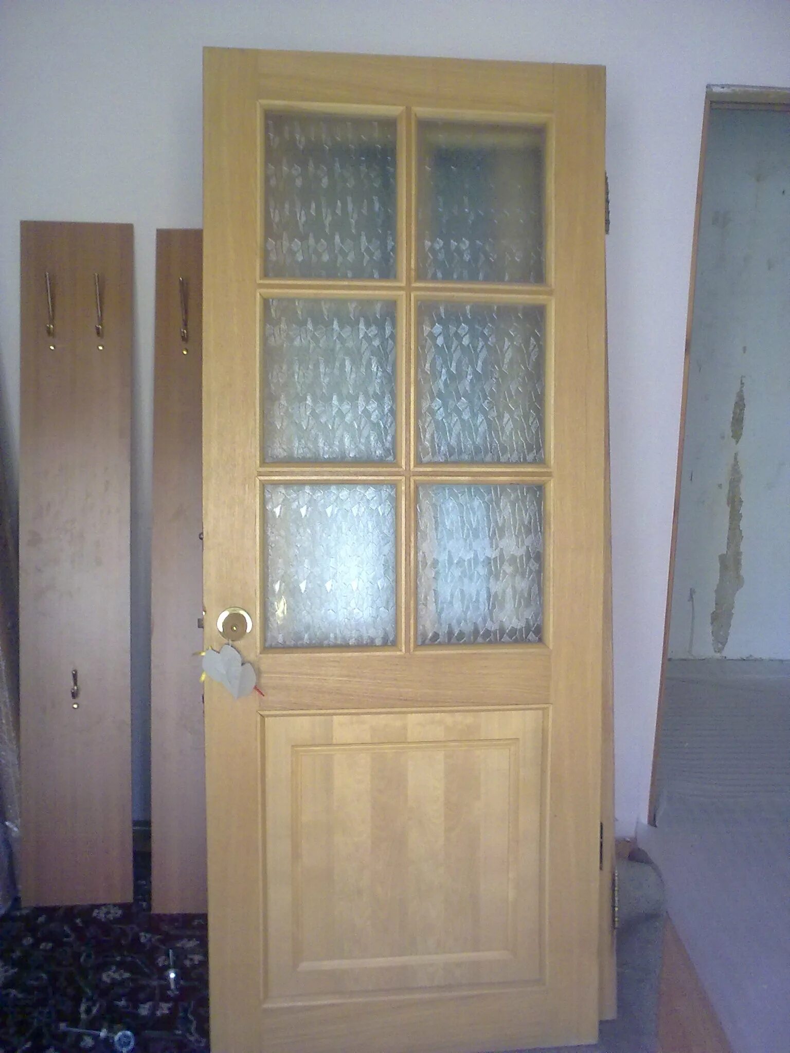 Старые межкомнатные двери со стеклом. Старинные межкомнатные двери со стеклом. Дверь двойная межкомнатная Старая переделка. Межкомнатные двери старого образца. Куплю старые межкомнатные двери