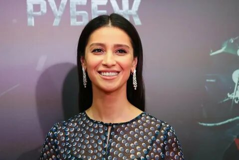 Еркек қуыршақпен секс суреті