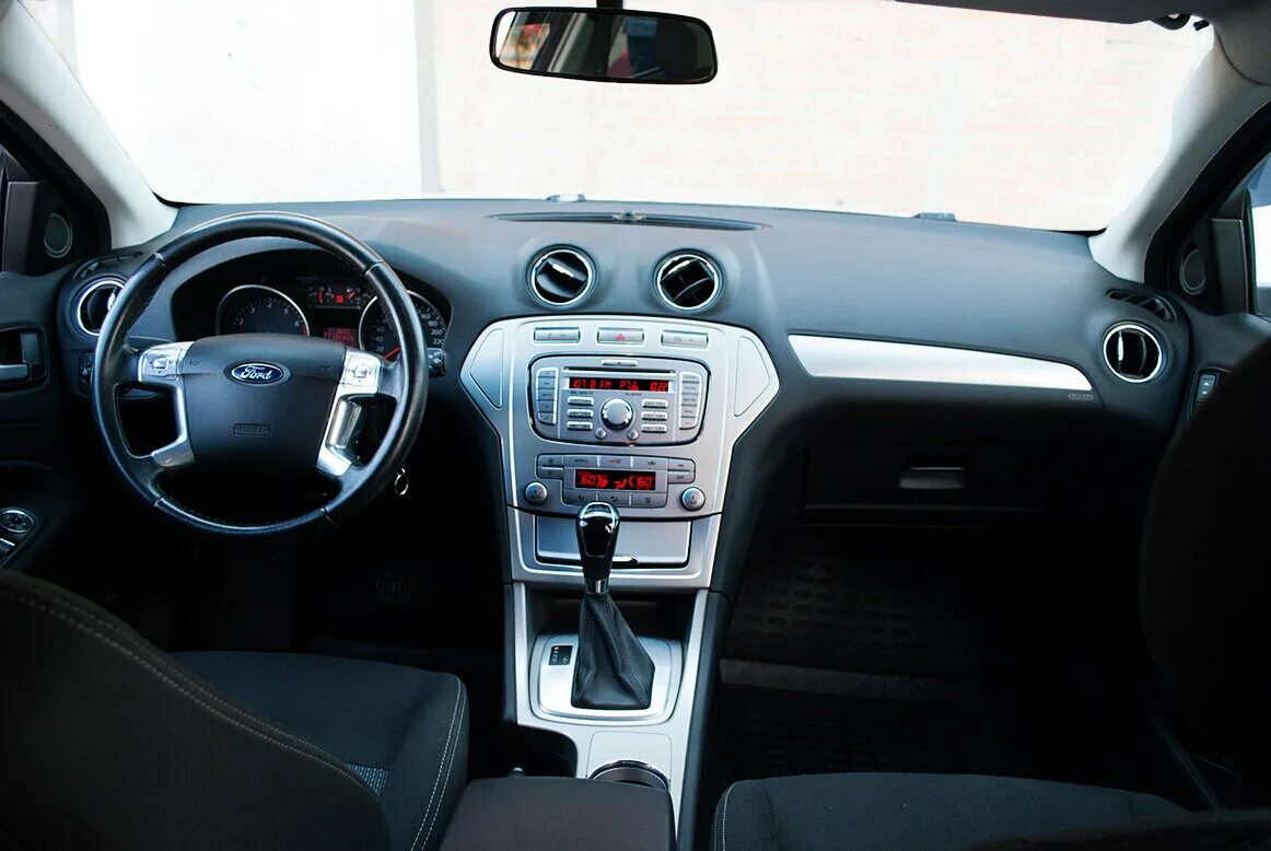 Ford mondeo 3 рестайлинг белый салон. борода форд мондео 4. вой форд мондео 4. торпеда мондео 4 рестайлинг. комплектация форд мондео 2008г.