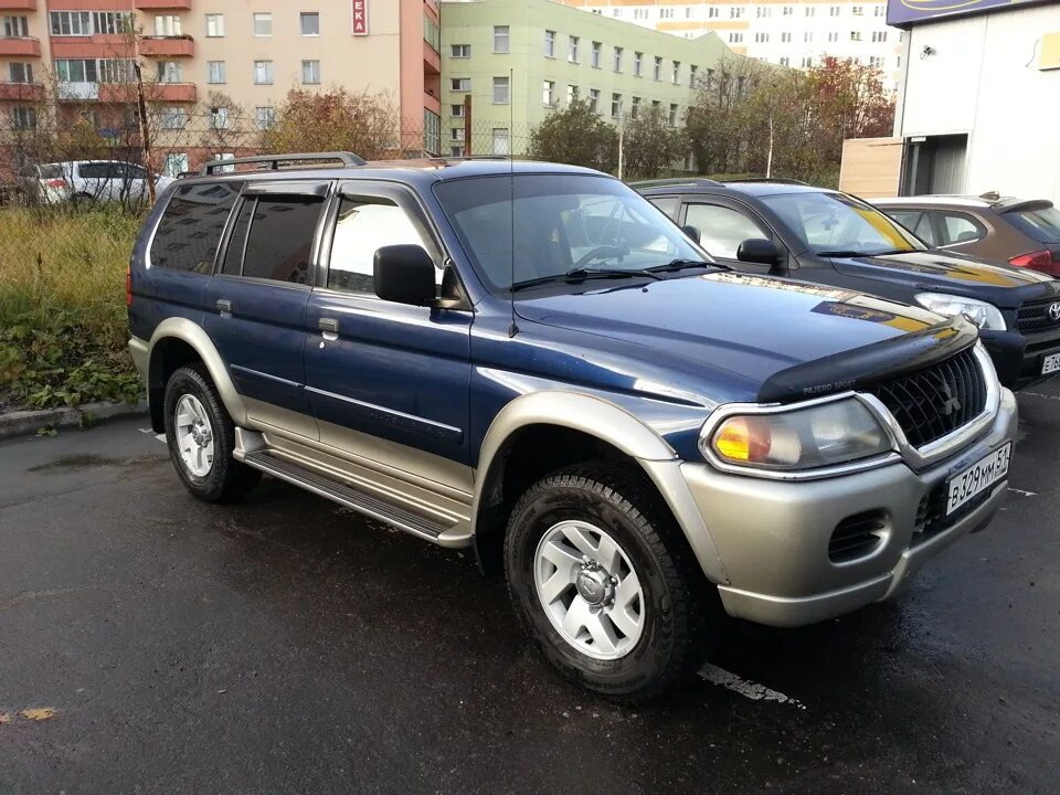 Mitsubishi montero 2001. Митсубиси Монтеро спорт 2001. Мицубиси Монтеро спорт 2001г. Mitsubishi Montero Sport 3.0 2001. Мицубиси Монтеро спорт 2001 год.