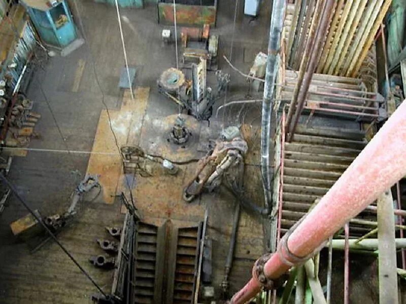 Кольская сверхглубокая скважина. Кольская сверхглубокая дыра. Бурение центру земли. Кольская сверхглубокая скважина 2020. Кольская экспериментальная опорная сверхглубокая скважина (сг-3).