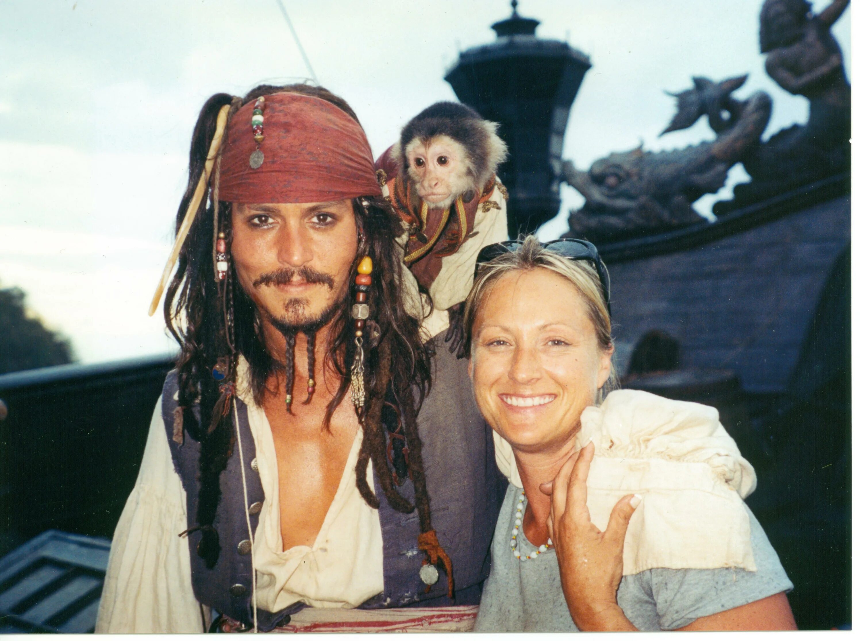 пираты карибского моря на странных берегах барбосса. джерри брукхаймер пираты карибского моря. Johnny depp проклятие чёрной жемчужины. будут снимать пираты карибского моря. будут снимать пираты карибского моря.