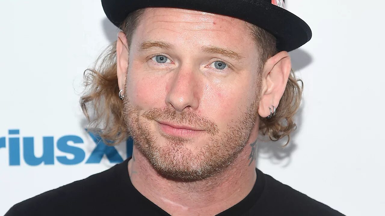 Corey Taylor. Скарлет Тейлор и кори. Солист слипкнот без маски. Scarlett Stone Corey. Рост кори