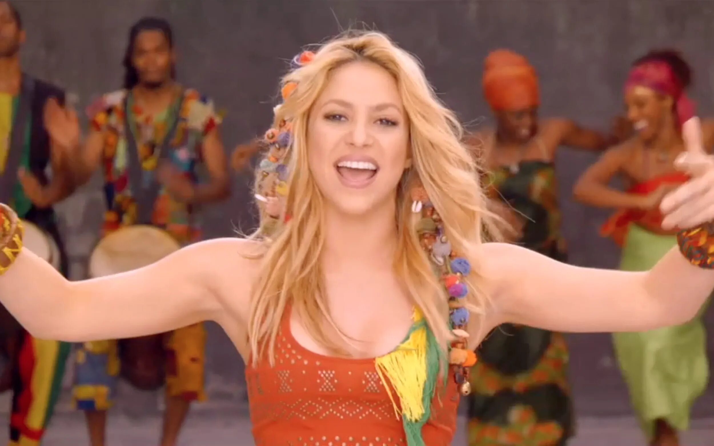 Waka waka africa. Shakira 2010 Waka Waka.