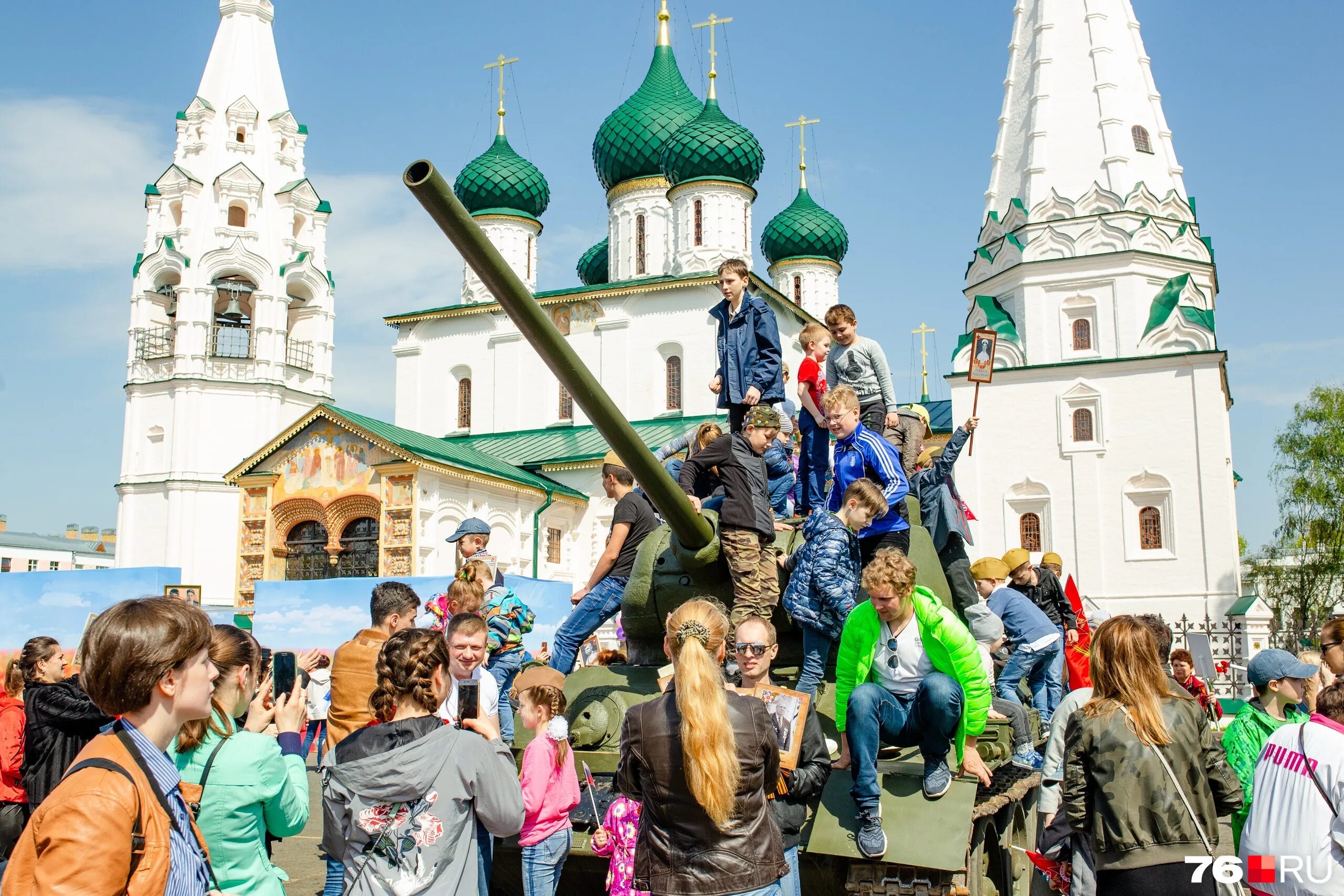 размах праздника. размах праздника. размах примеры. концертный марафон фото абан. ярославль 9 мая.
