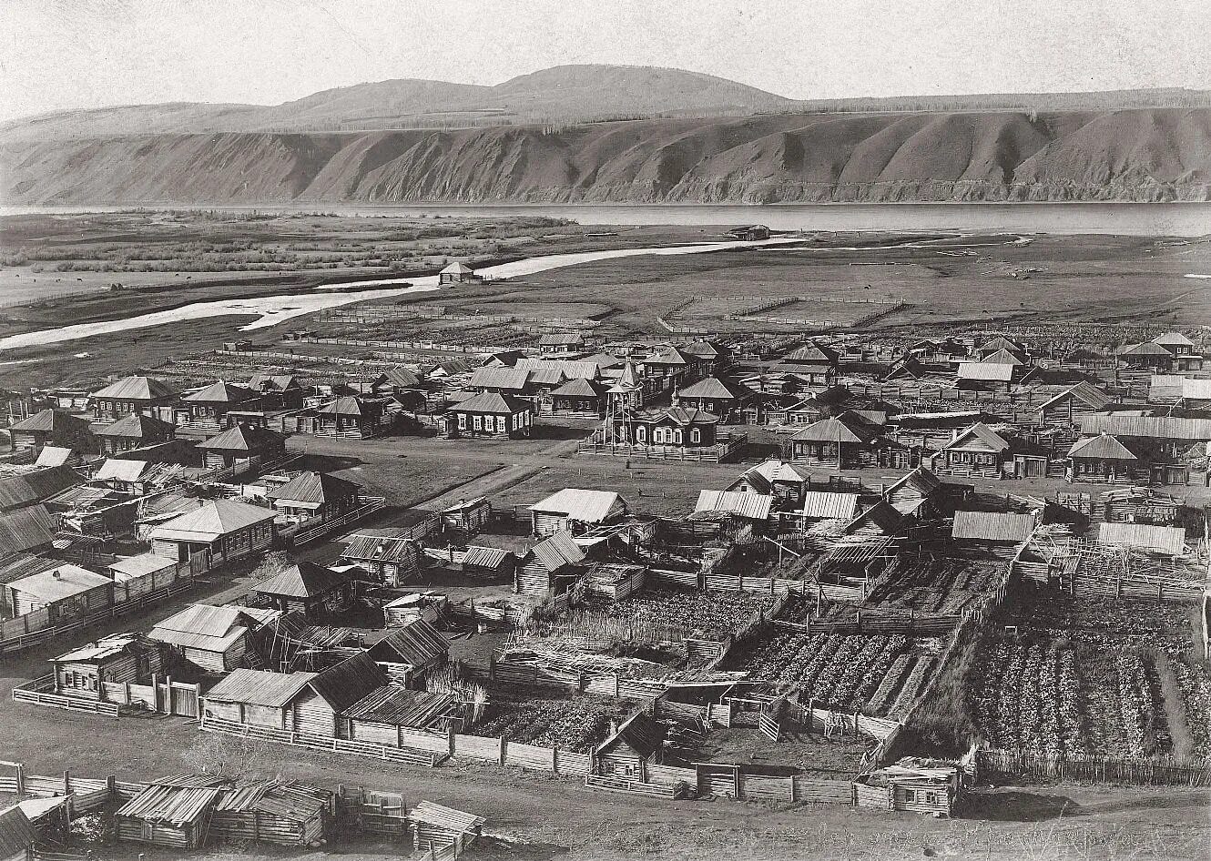 транссибирская магистраль 1891 года. великий сибирский путь транссиб. как раньше в сибири называли. новосибирск 1893. сибирь часть азии.