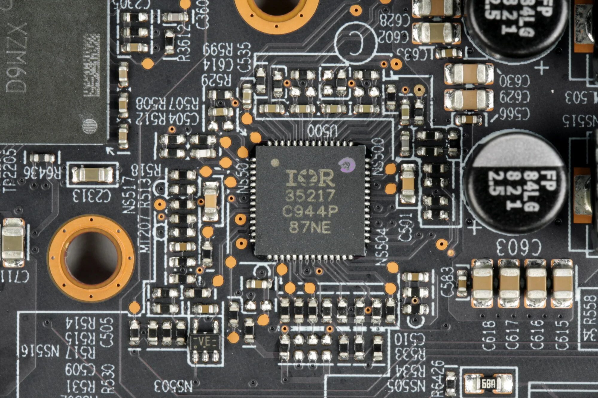 Цепи питания видеокарты. Geforce gtx 1650 схема. Rx 580 схема платы. Прогар видеокарты 2060. Питания видеокарты gtx 970.