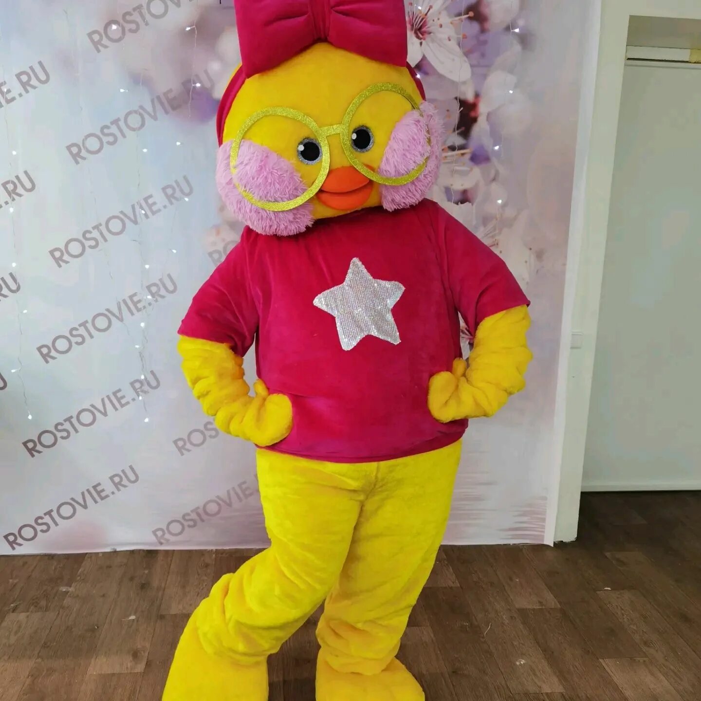 Мишки в резиновых костюмах игрушки. Ростовая кукла уточка. Ростовой мишка. Ростовая кукла балаково. Ростовая кукла снеговик.
