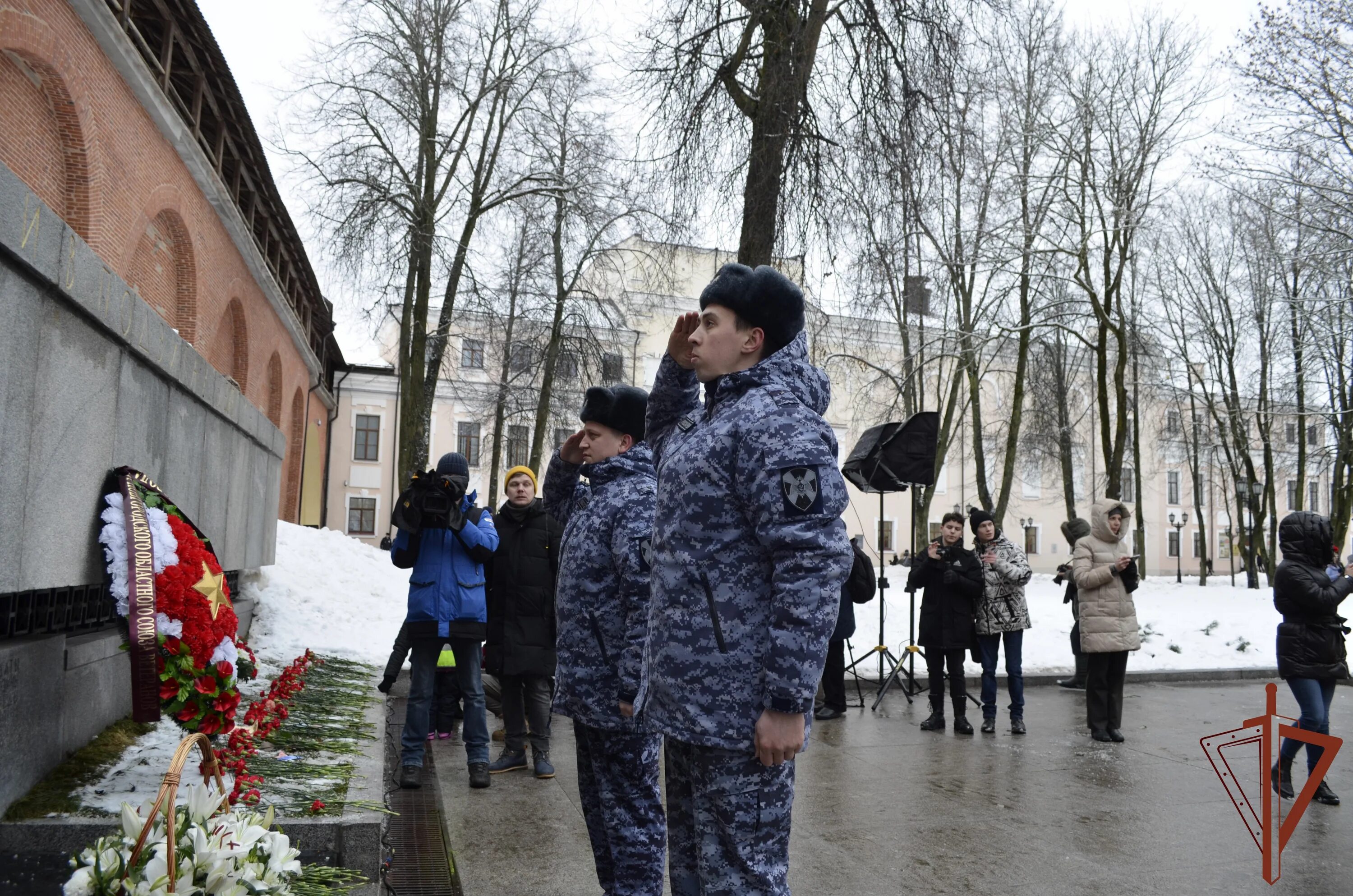 80 лет со дня освобождения новгород. Освобождение от немецко фашистских захватчиков. День освобождения Великого Новгорода от немецко-фашистских. Освобождение. День освобождения Новгорода.