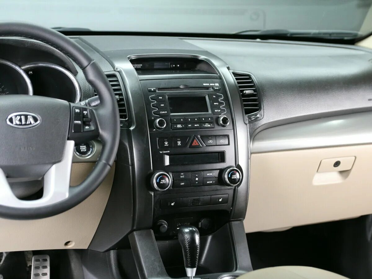 Купить киа соренто 2009. Kia Sorento 2009. Киа Соренто 2009 салон. Соренто 2009 гв. Sorento 2009 Interior.