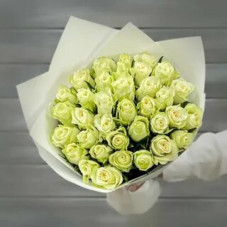 Букет 35 белых роз