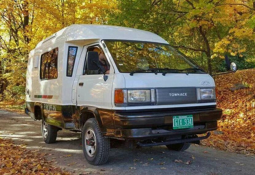 Тойота лит айс грузовик. Toyota TOWNACE. Toyota Town Ace Lite Ace. Toyota LITEACE 1991. Toyota Lite Ace Camper 1992.