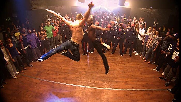 Шаг вперед балет и уличные танцы. Уличные танцы 1993. Varun dhawan уличный танцор. Persona 3: dancing moon night. Уличные танцы фильм 2010.