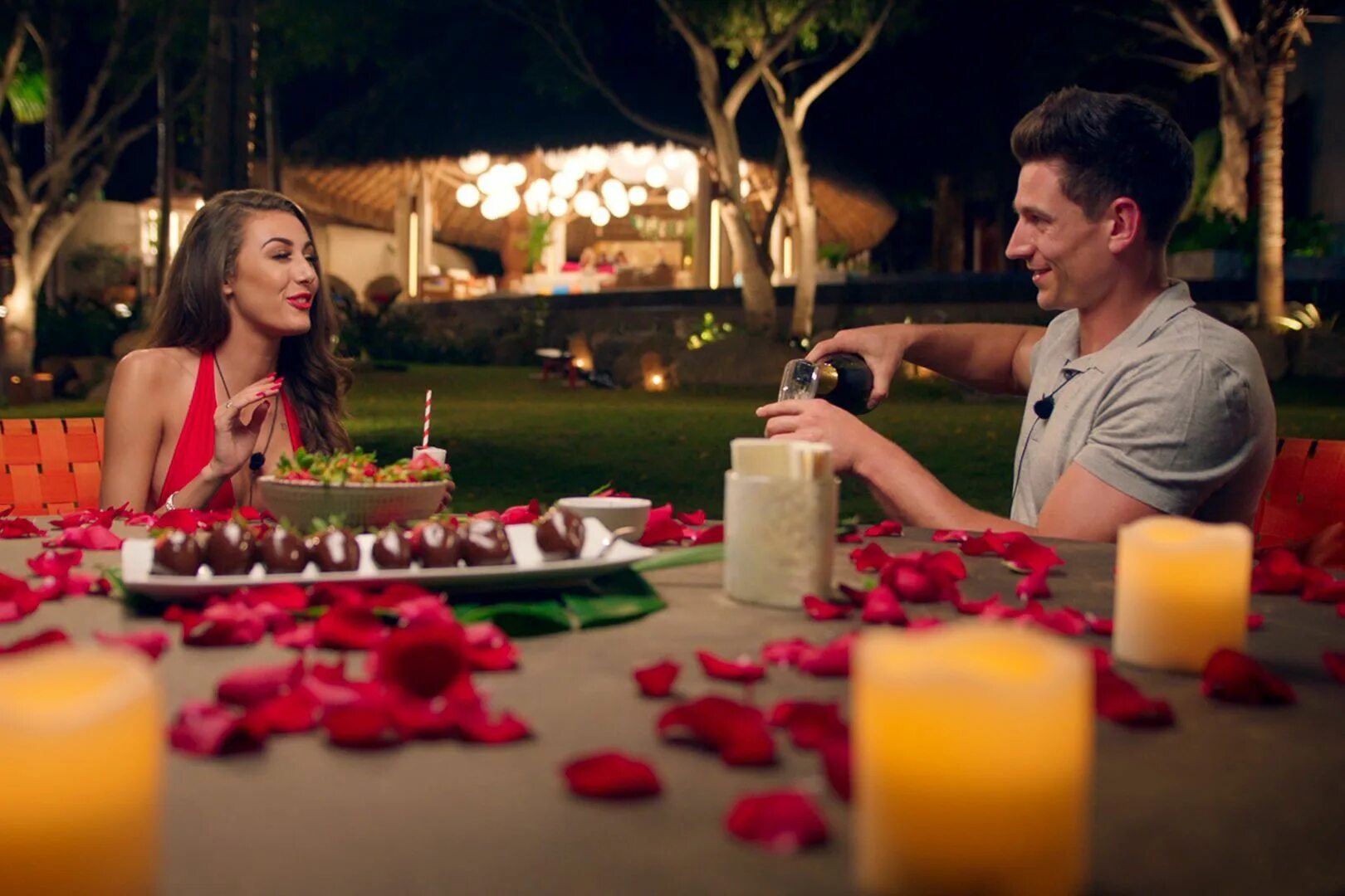Making a date. Too hot. make a date. too hot to handle kori. perfect dating.us.