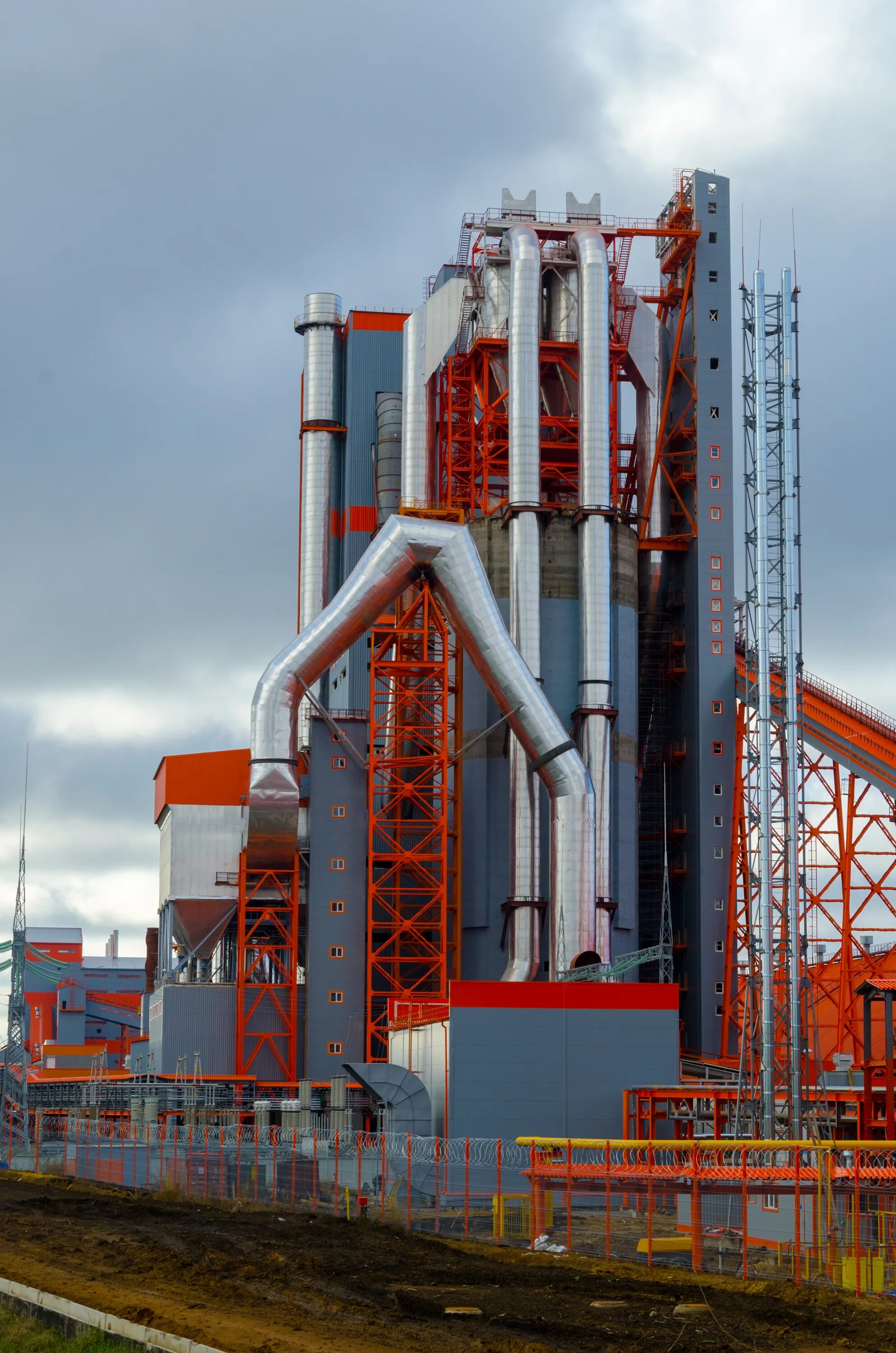 цемикс магнитогорск завод. новый цементный завод в магнитогорске. завод цемента в новороссийске. цементный завод в китае. чамзинский цементный завод.