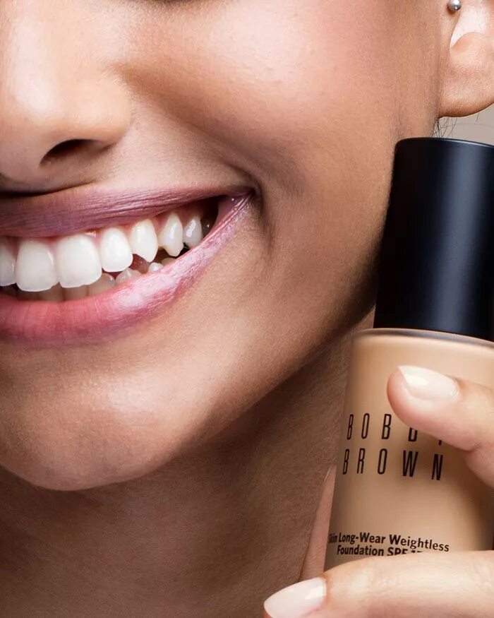 Brown foundation. Bobbi Brown Skin long-Wear Weightless Foundation SPF 15. Bobbi Brown Skin long-Wear Weightless Foundation. Bobbi Brown Skin long-Wear Weightless. Тональный Bobbi Brown Weightless Foundation.