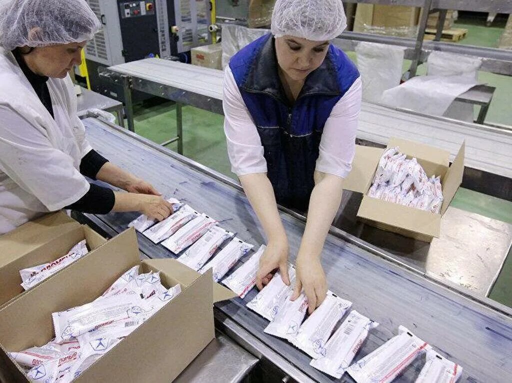 Фасовка от работодателя. Упаковщик продукции. фасовка и упаковка готовой продукции. укладчик упаковщик. укладчик-упаковщик мороженого.