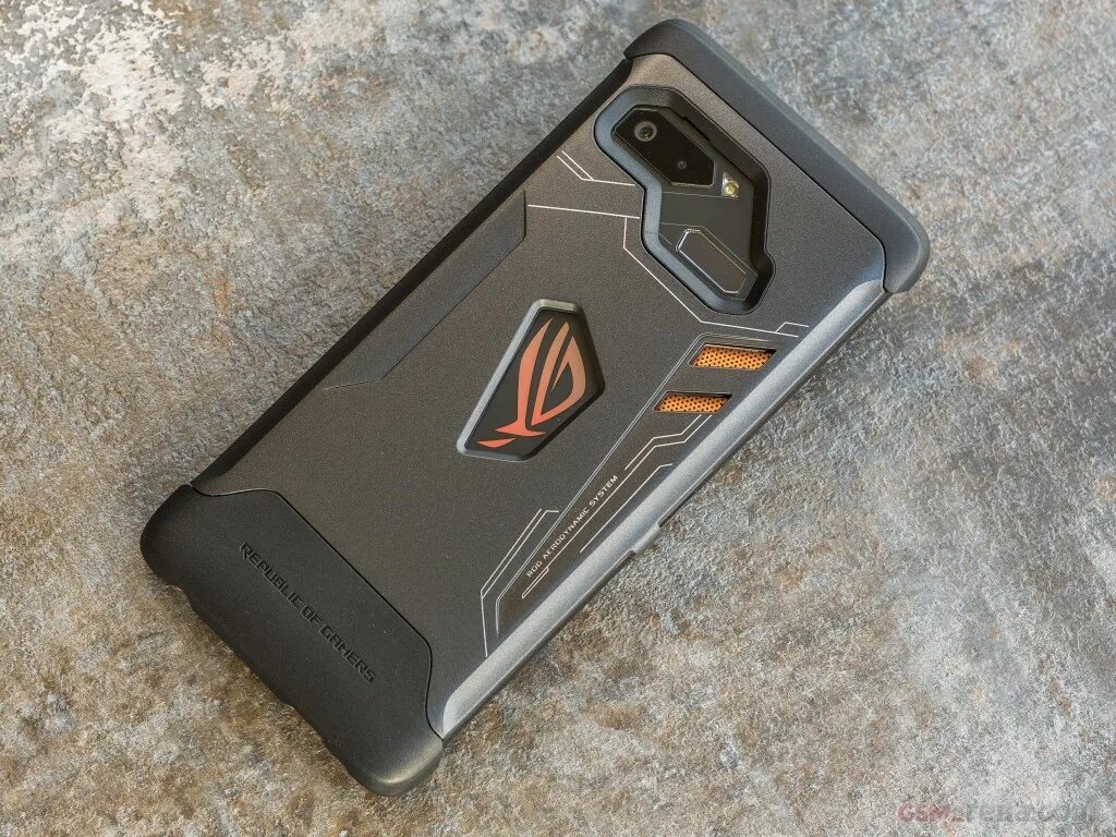 Z60 ultra купить. ASUS ROG Phone 5 чехол из карбона. Zs600kl. ASUS ROG Phone Genshin Edition. ASUS ROG Phone Batman.