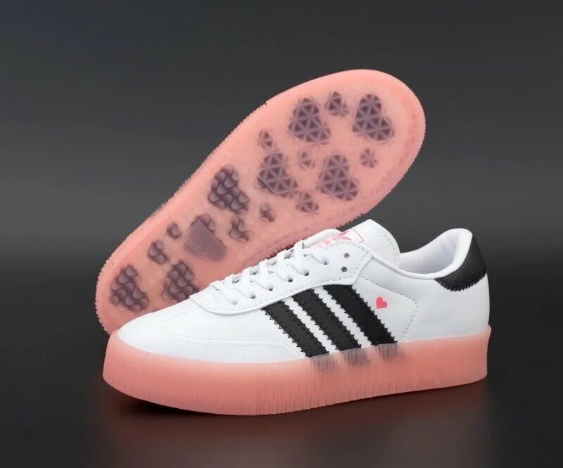 Samba с сердечками. Adidas samba rose белые с розовой подошвой. adidas samba женские. adidas samba женские розовые. кеды адидас самба женские.