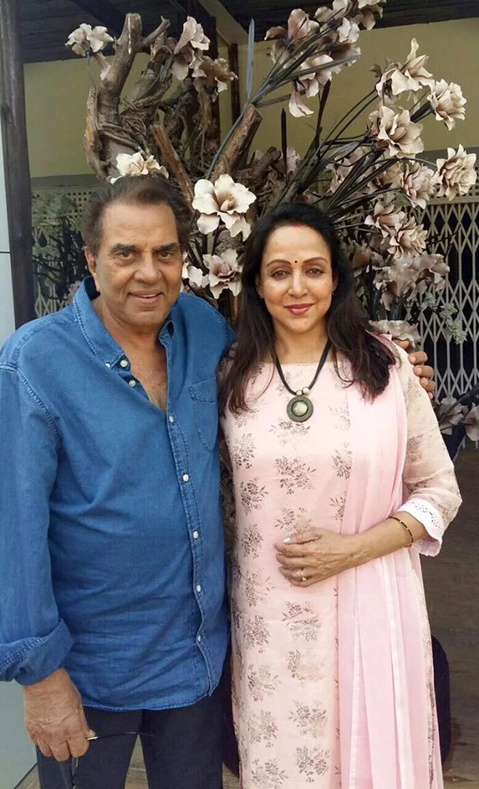 хема малини и дхармендра 2021. хемы малини и дхармендра. хема малини и дхармендра. хема малини и дхармендра сейчас. хема малини и дхармендра.