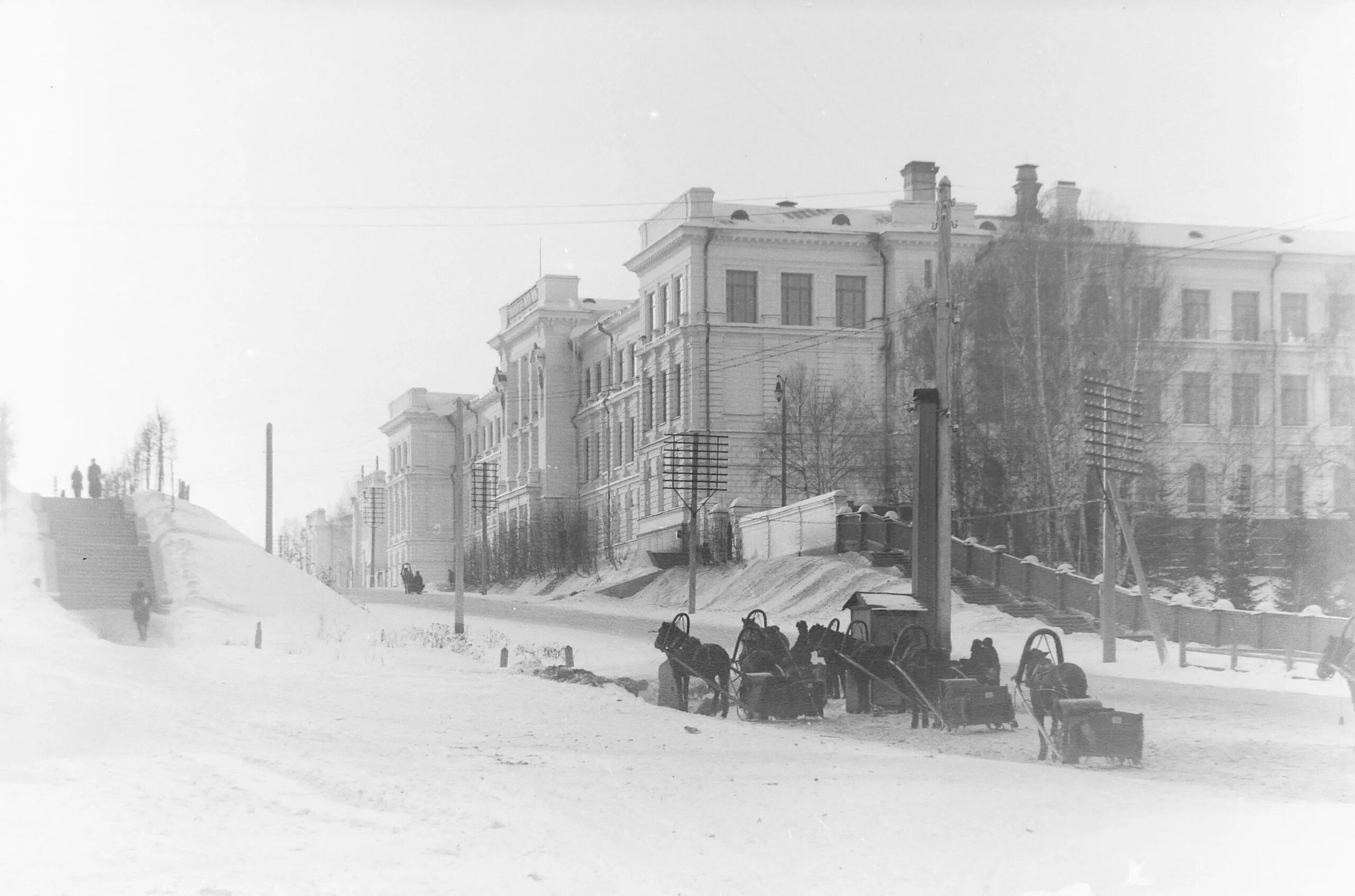 Старый томск фото. Томск 20 век. Томск 19 век. Томск 1910. Новособорная площадь Томск 19 век.