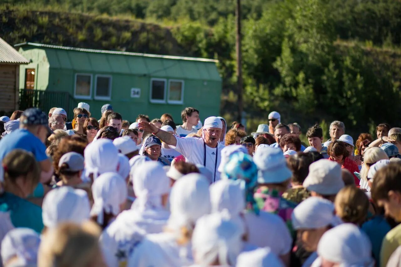 Ломаев владимир аркаим. Миротворец ломаев. Ломаев владимир федорович миротворец официальный сайт. Миротворцы екатеринбург ломаев. Ломаев владимир федорович миротворец.