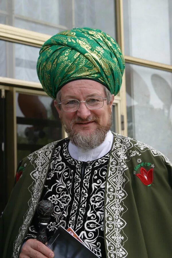 талгат тажетдинов муфтий. главный муфтий. талгат сафа таджуддин. верховный муфтий талгат таджуддин. талгат сафич таджуддин муфтии.