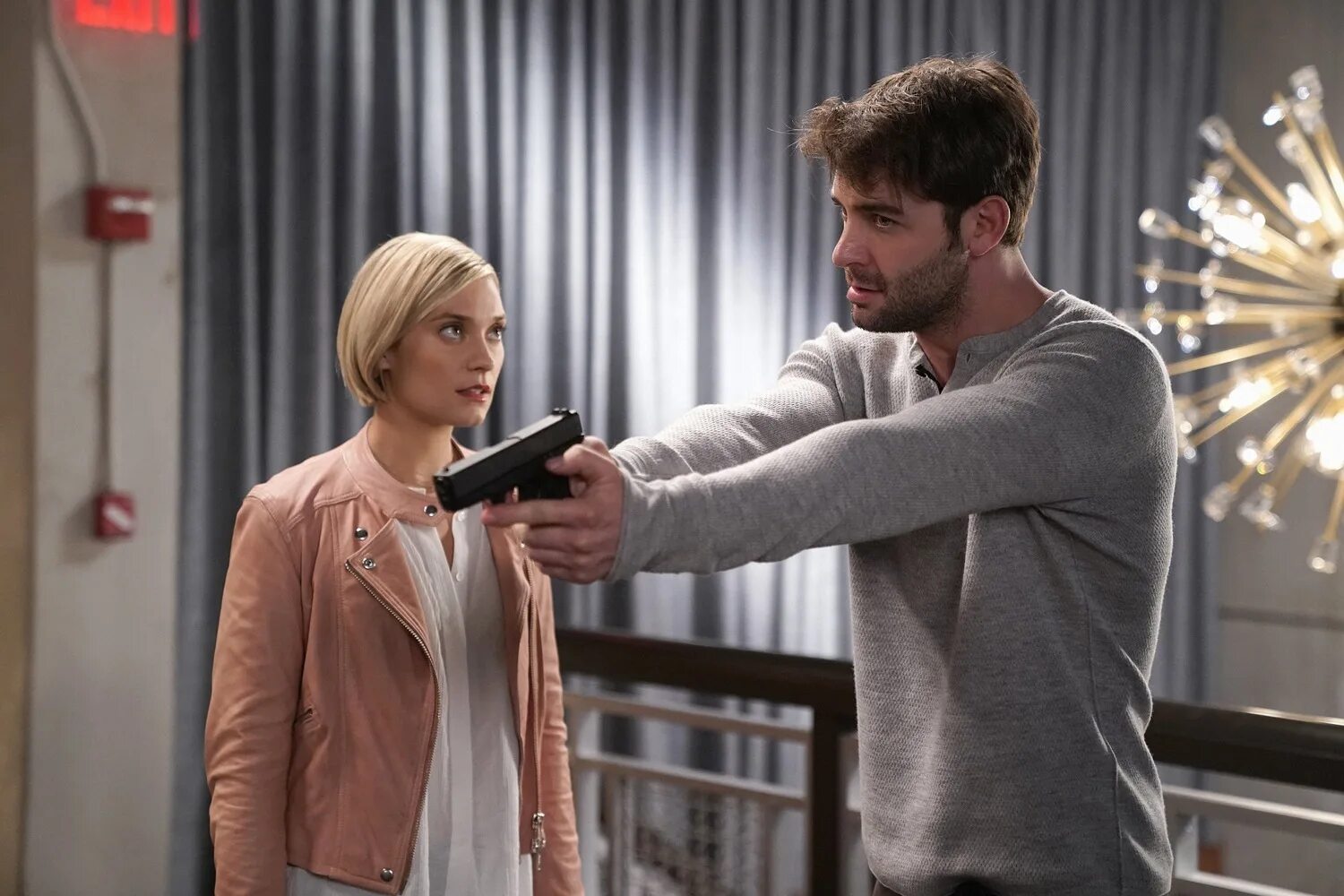 Даниэль кэмпбелл оливия. Расскажи мне сказку на русском языке. Расскажи мне сказку на русском языке. Tell me a story сериал. Даниэль кэмпбелл tell me a story.