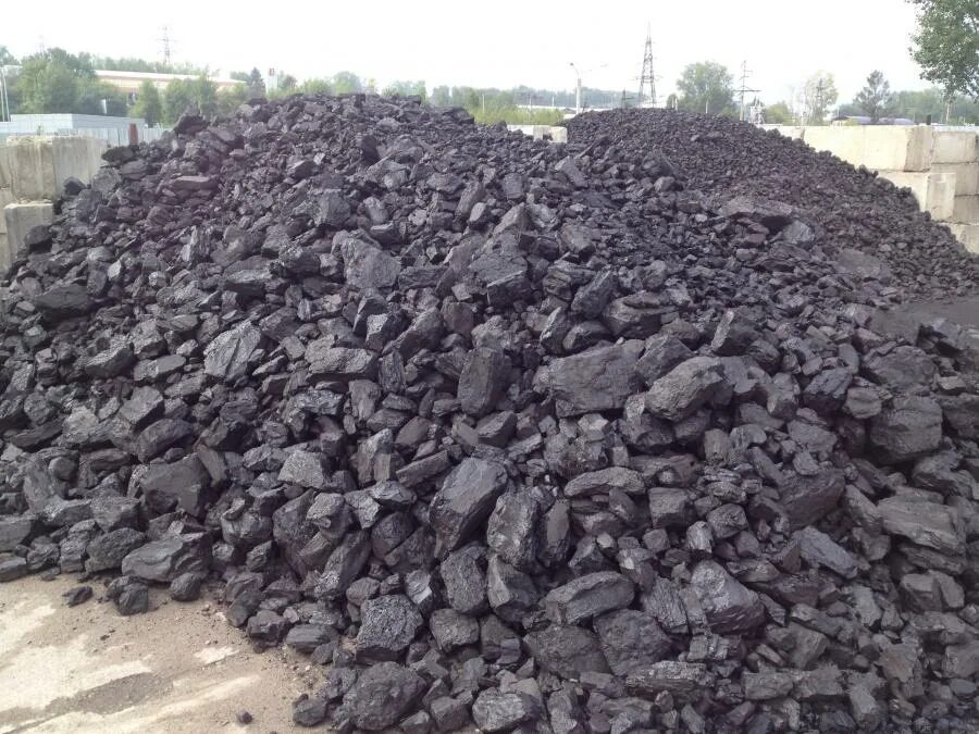 Продать комсш уголь. Уголь дпк 50-200. каменный уголь. крупный уголь. уголь россыпь.