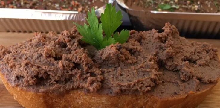 Лучший паштет из печени. Паштет из куриной печени диво. бутерброды с паштетом из печени. паштет из куриной печени в магазине.